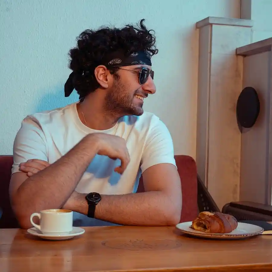 Как кофе влияет на настроение: наука, психология и биохимические процессы